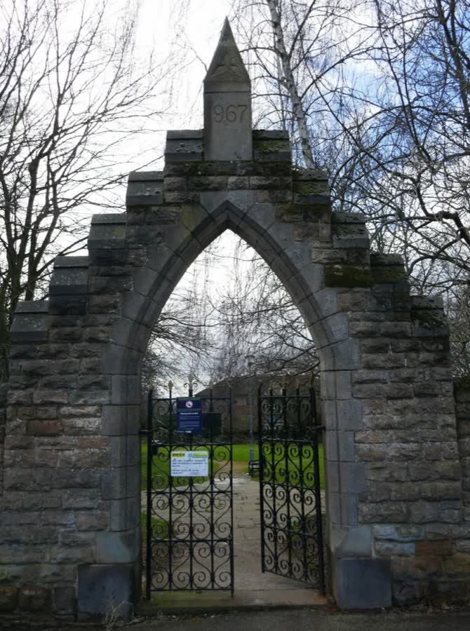 Entrance to St Peter's Park, Radford, close to the Aldi on Radford Boulevard, Nottingham