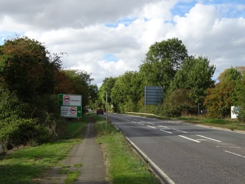 A6 towards Irthlingborough, close to the Aldi on Attley Way, Wellingborough