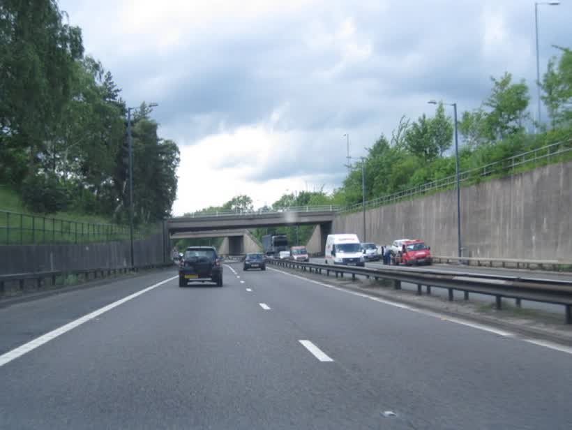 M56 about to pass under Altrincham, close to the Aldi on Altrincham Road, Manchester