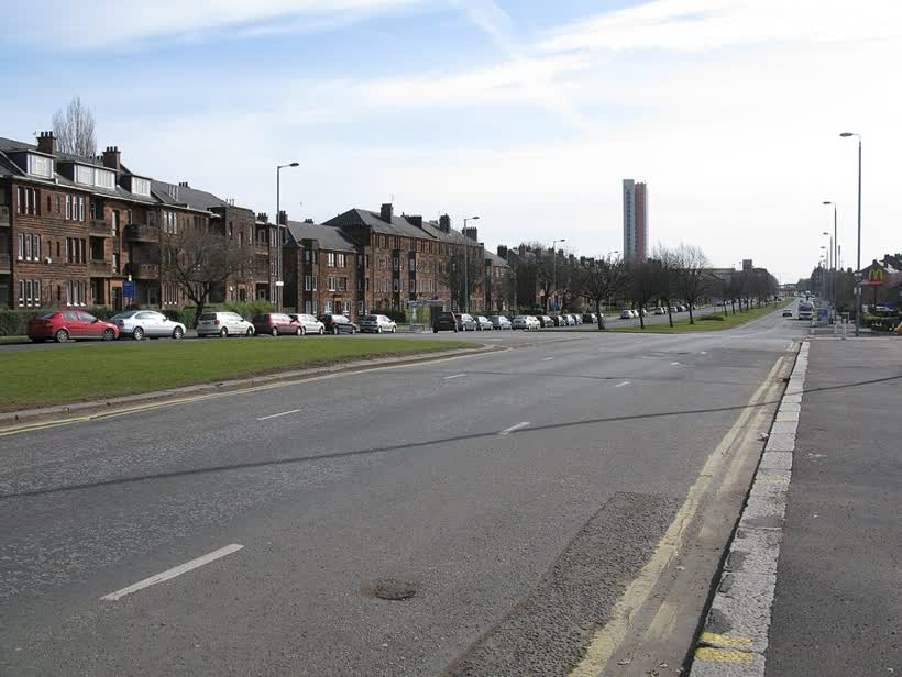 Great Western Road, Glasgow (A82) Looking east along Great Western Road towards Anniesland Cross in the distance., close to the Aldi on Knightscliffe Avenue, Glasgow