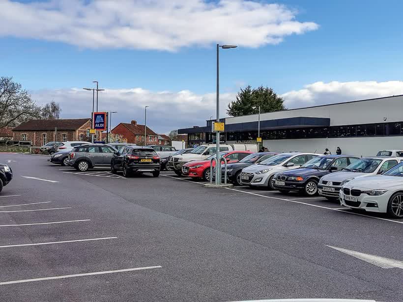 Bathpool : Aldi, close to the Aldi on Bridgwater Road, Taunton