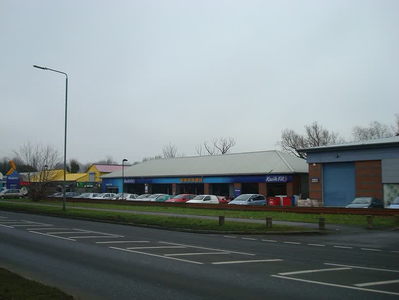 Kwik Fit, Sevenoaks Way, St Paul's Cray, close to the Aldi on Sevenoaks Way, Orpington